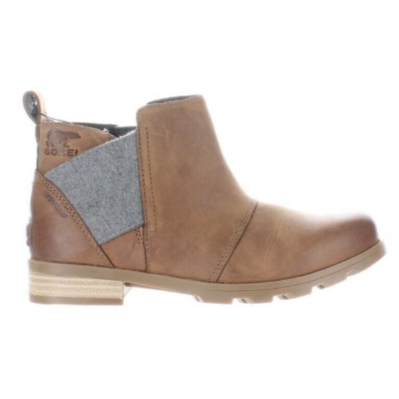 Sorel Shoes - Sorel women's emelie velvet tan chelsea size 7
